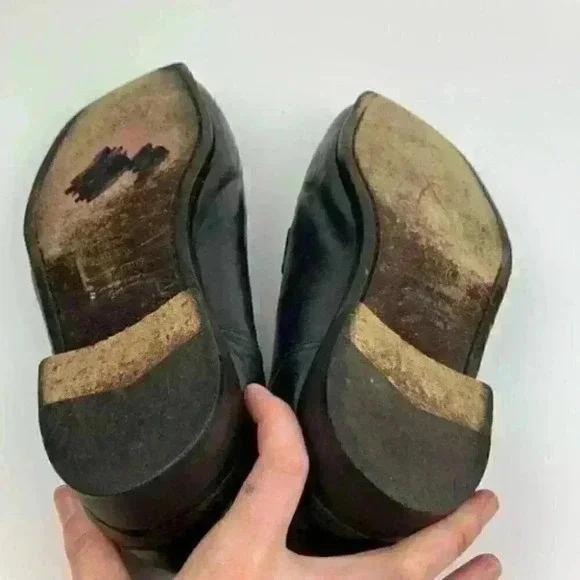 Johnston and Murphy loafers 10 M Italian leather